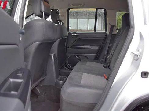 Used 2012 Jeep Compass Sport FWD image 19