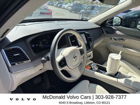 Used 2025 Volvo XC90 T8 Ultra AWD/4WD image 5