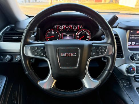 Used 2016 GMC Yukon SLT w/ HD Trailering Package image 24