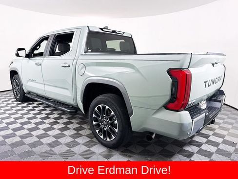 Used 2025 Toyota Tundra Limited AWD/4WD image 21