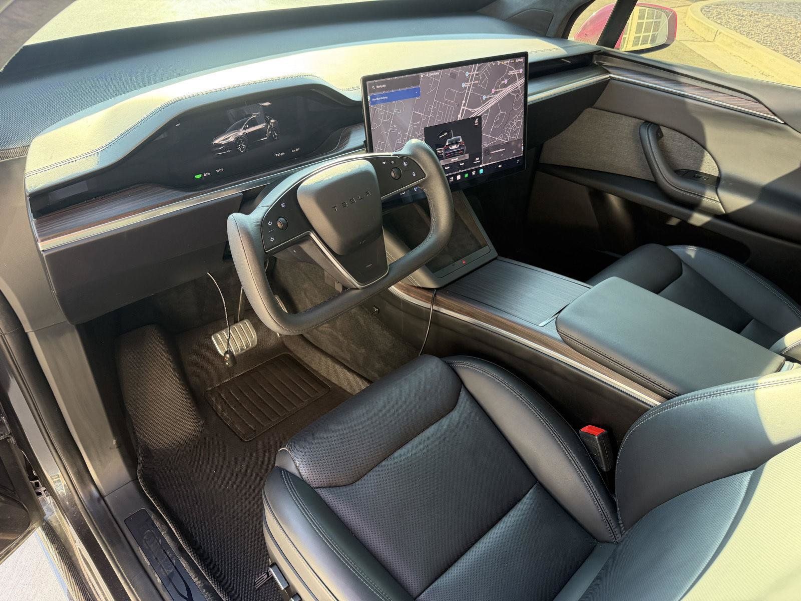 Used 2025 Tesla Model X AWD/4WD image 13