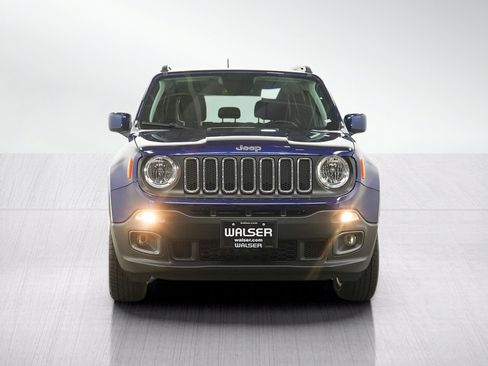 Used 2018 Jeep Renegade Latitude w/ Cold Weather Group AWD/4WD image 8
