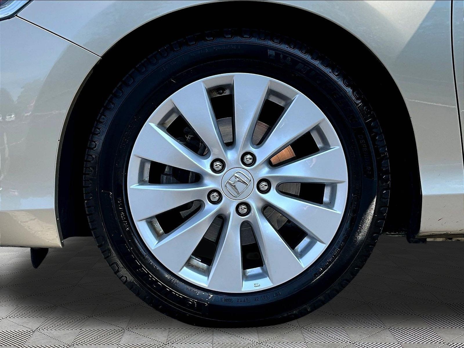 Used 2013 Honda Accord EX-L image 34