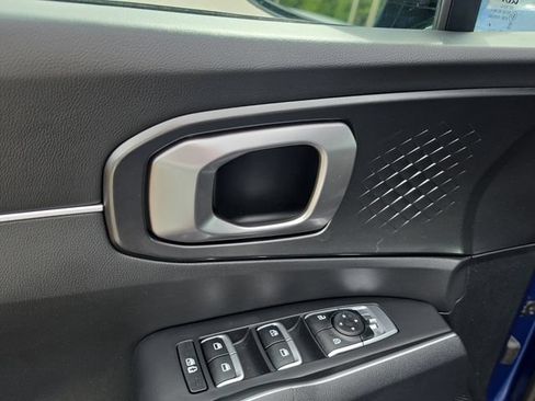 Used 2022 Kia Sorento S FWD image 19