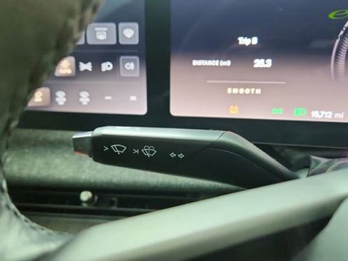 Used 2024 Lucid Air Pure RWD image 42