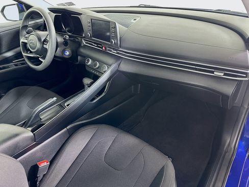 Certified 2023 Hyundai Elantra SE image 26