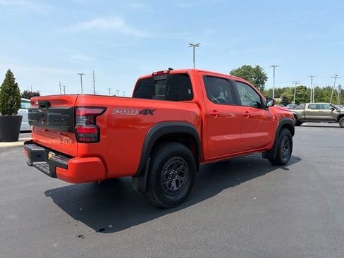 Used 2025 Nissan Frontier PRO-4X w/ Interior Protection Package AWD/4WD image 8