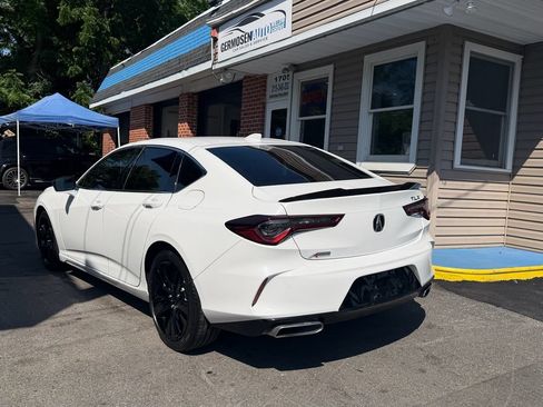 Used 2021 Acura TLX FWD image 3