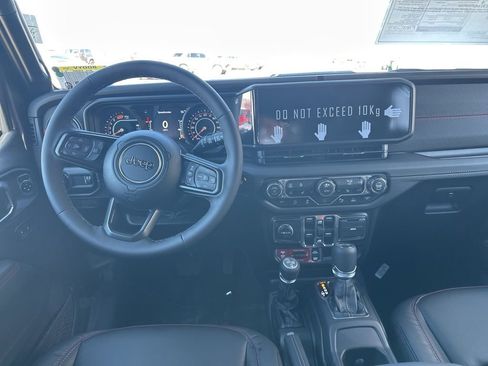 New 2026 Jeep Wrangler Unlimited Rubicon image 10