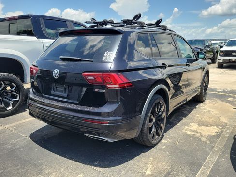 Used 2021 Volkswagen Tiguan SE R-Line AWD/4WD image 5