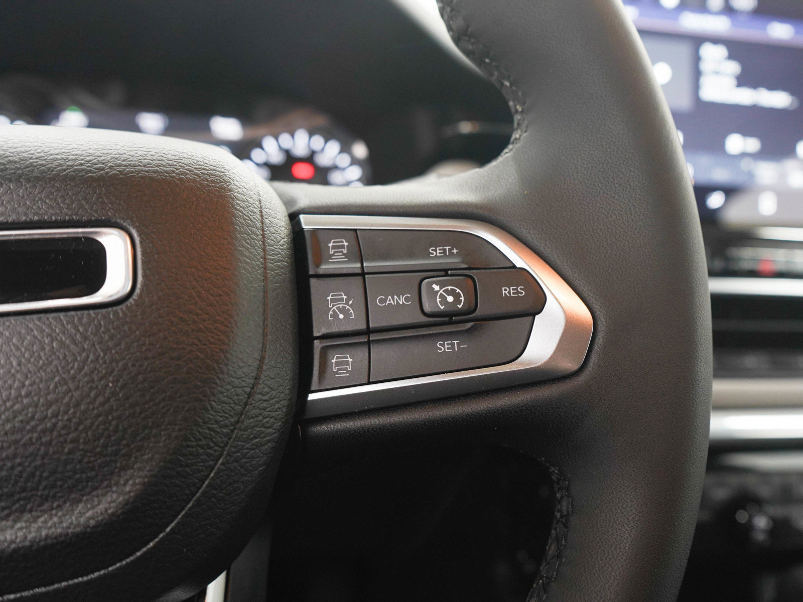 Used 2023 Jeep Compass Limited AWD/4WD image 25