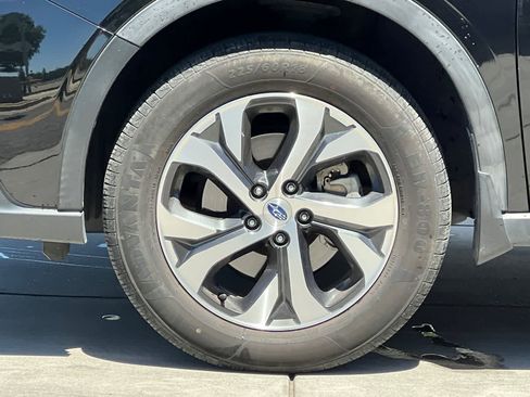 Used 2020 Subaru Outback Limited w/ Popular Package #2 AWD/4WD image 12