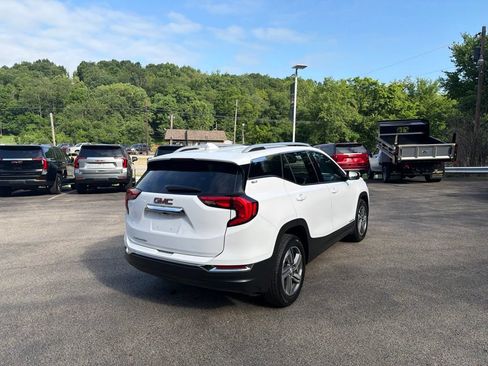 Used 2021 GMC Terrain SLT FWD image 3