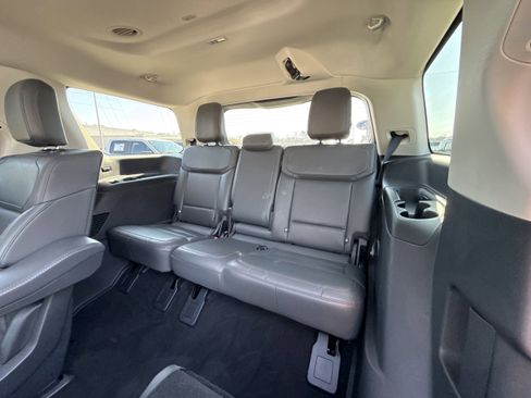 Used 2025 Ford Expedition Active image 29