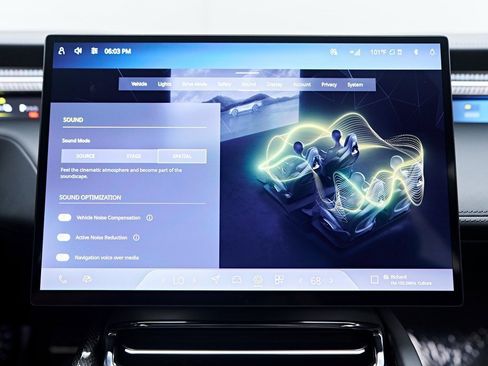 Used 2025 Lotus Eletre image 98