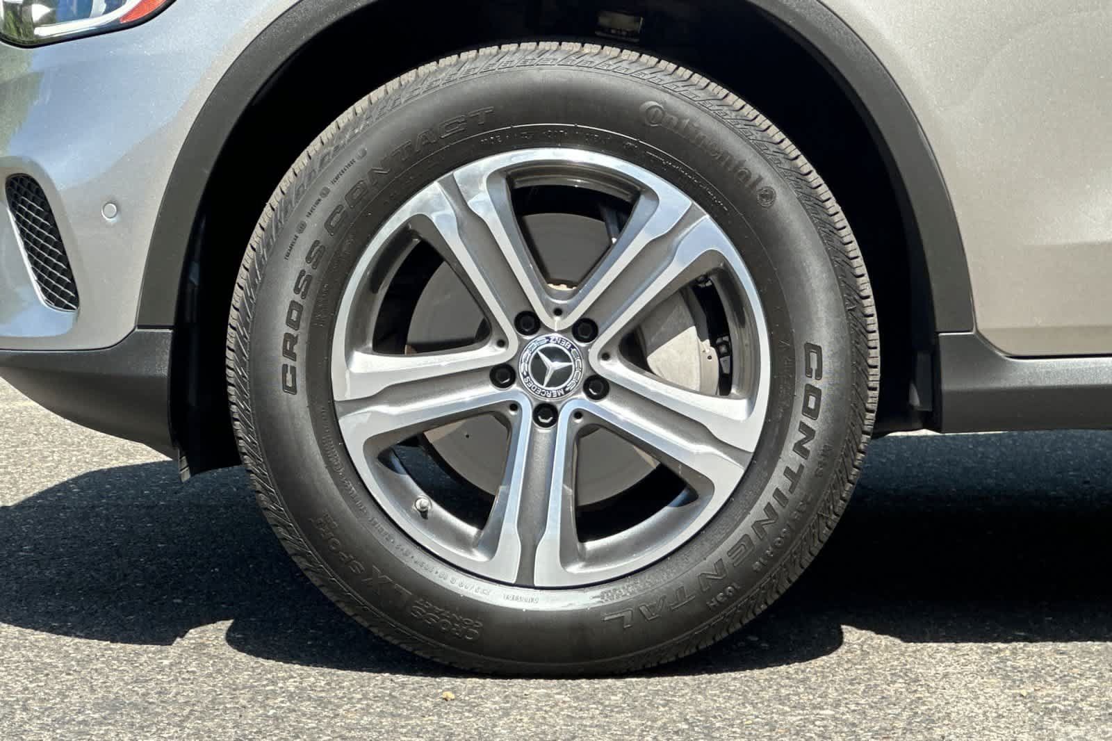 Used 2021 Mercedes-Benz GLC 300 image 25
