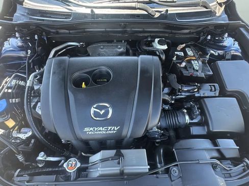 Used 2018 MAZDA MAZDA3 Sport FWD image 20