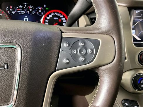 Used 2016 GMC Yukon Denali w/ Open Road Package AWD/4WD image 9
