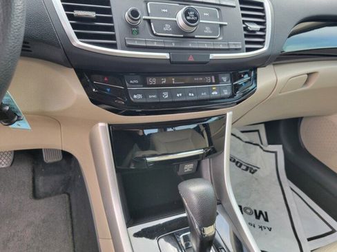 Used 2016 Honda Accord LX image 16