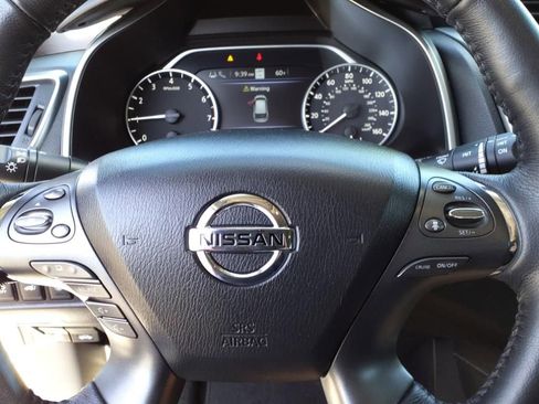 Used 2019 Nissan Murano Platinum w/ Cargo Package FWD image 10