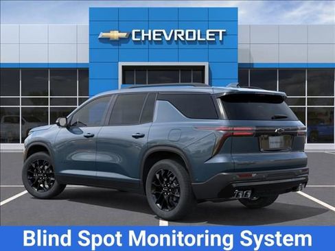 New 2026 Chevrolet Traverse LT FWD image 3