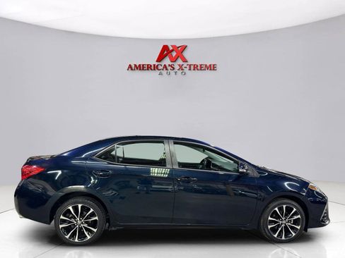 Used 2018 Toyota Corolla SE FWD image 8