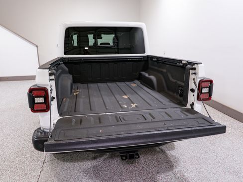 Used 2020 Jeep Gladiator Rubicon image 11