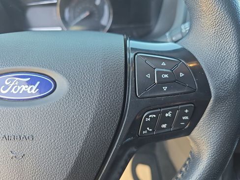 Used 2018 Ford Explorer XLT w/ Equipment Group 202A AWD/4WD image 19