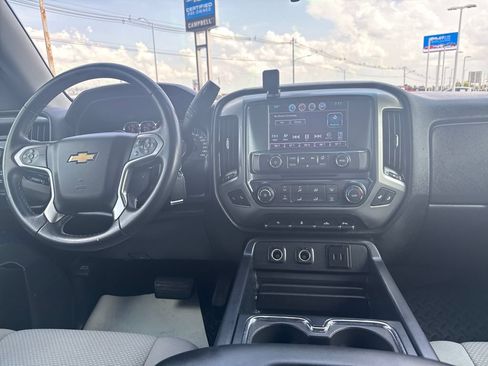 Used 2018 Chevrolet Silverado 1500 LT w/ LT Fleet Plus Package AWD/4WD image 15
