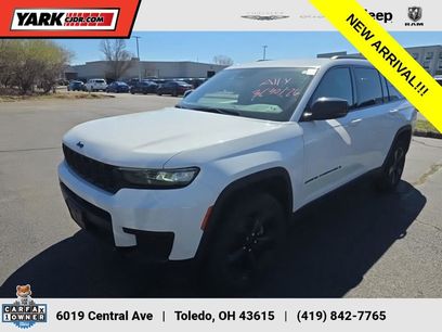 Used 2023 Jeep Grand Cherokee L Laredo