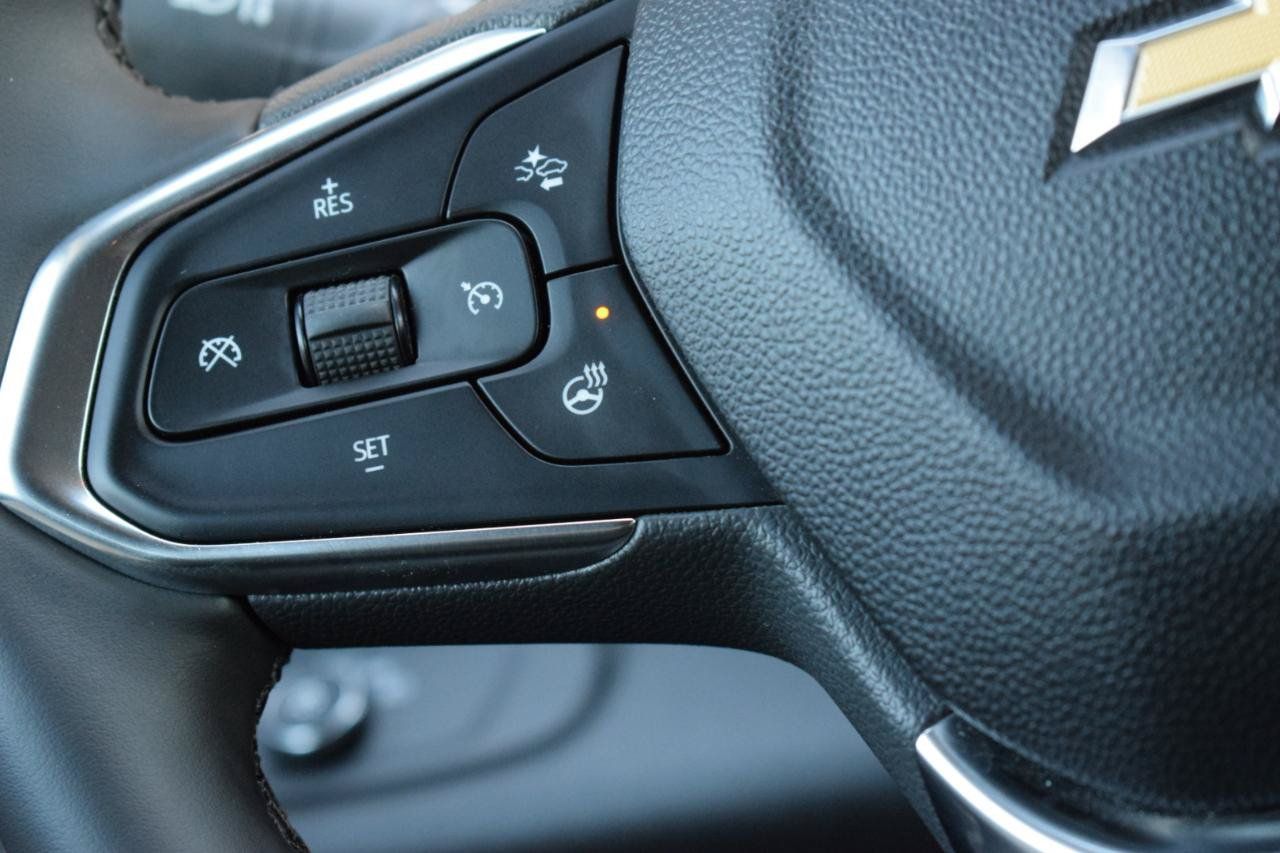 Used 2026 Chevrolet Trax LT w/ LT Convenience Package FWD image 20