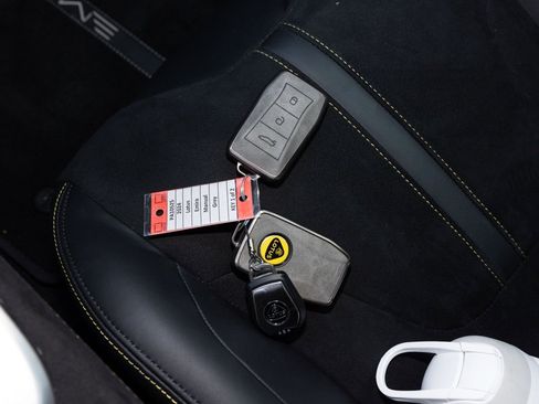 Used 2024 Lotus Emira First Edition image 39