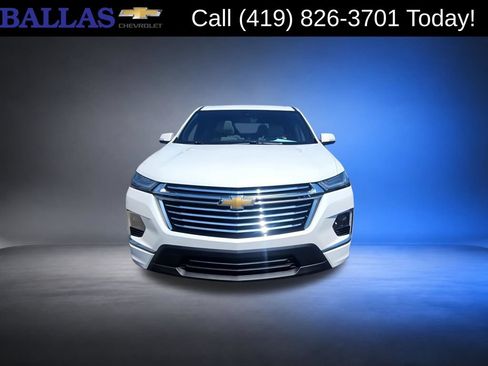 Used 2023 Chevrolet Traverse Premier AWD/4WD image 3