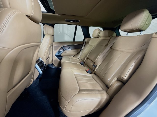 Used 2023 Land Rover Range Rover SE AWD/4WD image 24