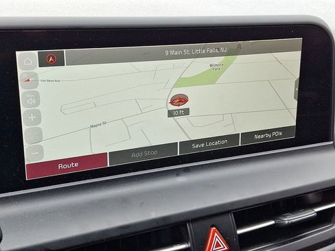 Used 2024 Kia Seltos SX image 16