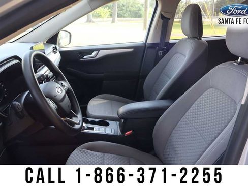 Used 2020 Ford Escape SE FWD image 7