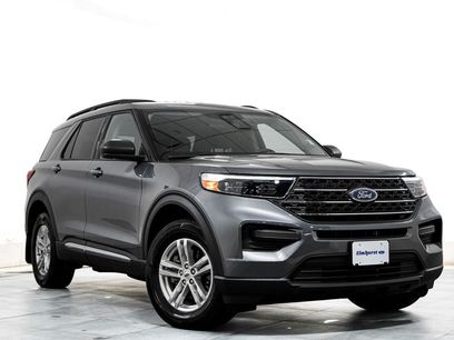 Certified 2024 Ford Explorer XLT w/ Class IV Trailer Tow Package