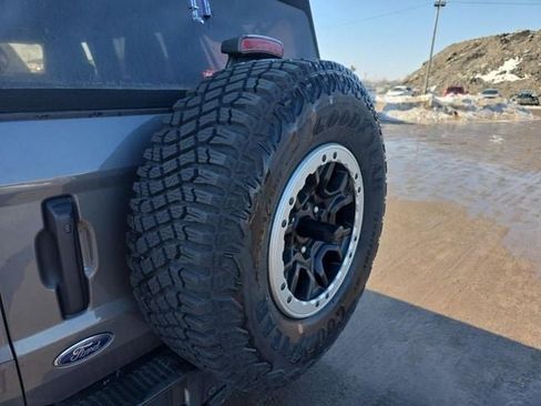 Used 2021 Ford Bronco Badlands image 10