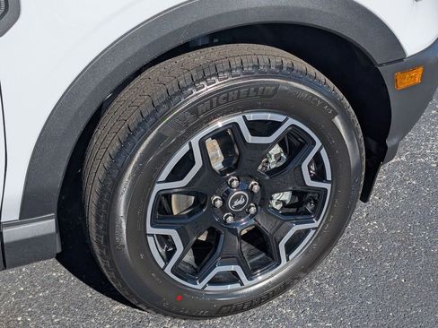 New 2025 Ford Bronco Sport Outer Banks w/ Outer Banks Tech Package+ image 17