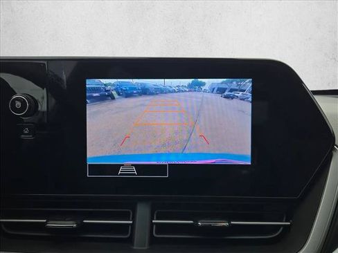 Used 2026 Chevrolet Trax RS FWD image 12