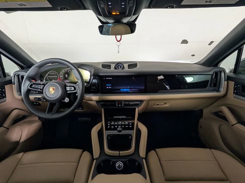 New 2026 Porsche Cayenne Coupe image 20