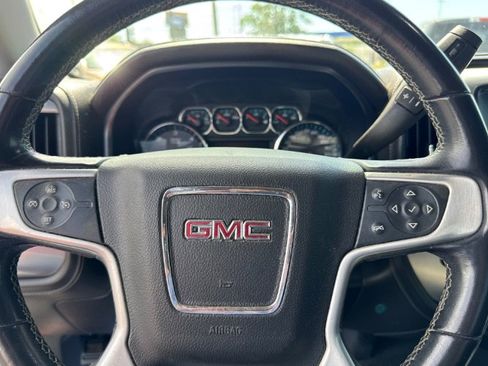 Used 2019 GMC Sierra 1500 SLE w/ SLE Value Package AWD/4WD image 17