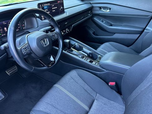 Used 2023 Honda Accord Sport image 7