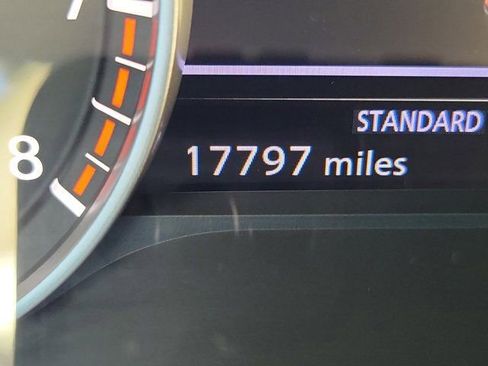 Certified 2024 Nissan Pathfinder SL w/ SL Premium Package image 29