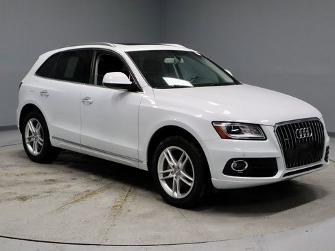 Used 2017 Audi Q5 2.0T Premium image 1