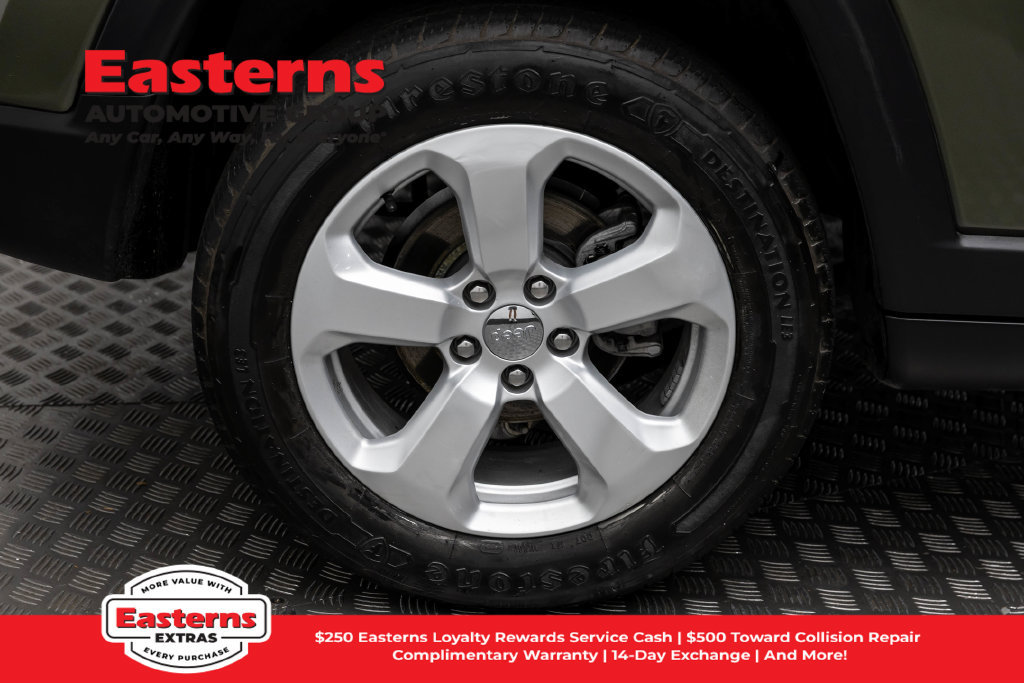 Used 2021 Jeep Compass Latitude AWD/4WD image 32