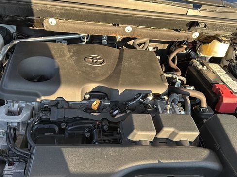 Certified 2023 Toyota RAV4 LE image 28