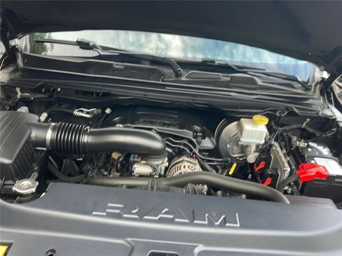 Used 2021 RAM 1500 Big Horn AWD/4WD image 5