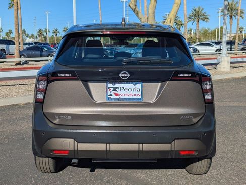 Certified 2025 Nissan Kicks S image 5