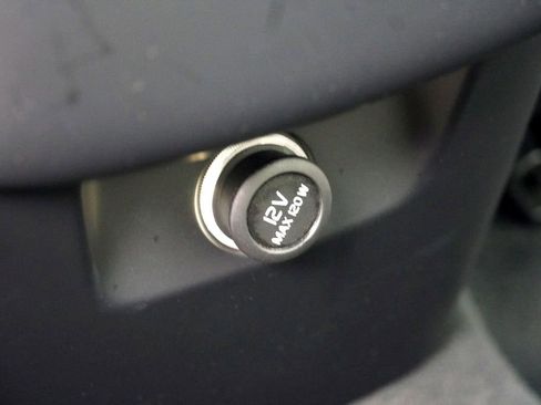 Used 2020 Volvo XC90 T5 Momentum w/ Protection Package Premier image 26